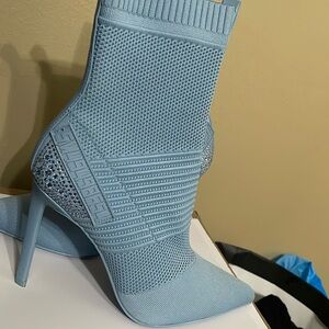 Gorgeous ankle boots .